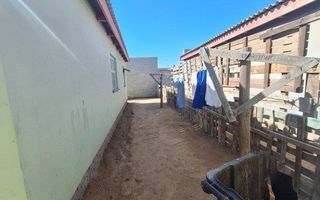 5 Bedroom House For Sale in Kuisebmond, Walvis Bay