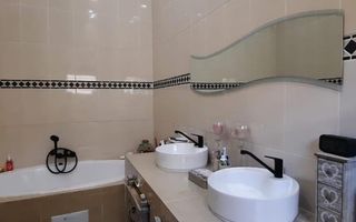 4 Bedroom House For Sale in Auasblick, Windhoek