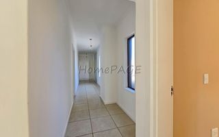 4 Bedroom House For Sale in Long Beach