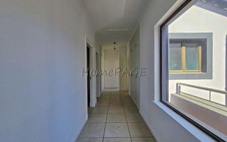 4 Bedroom House For Sale in Long Beach