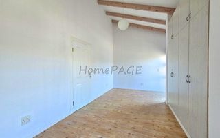 4 Bedroom House For Sale in Long Beach