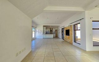 4 Bedroom House For Sale in Long Beach