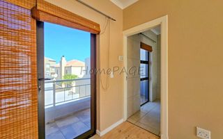 4 Bedroom House For Sale in Long Beach