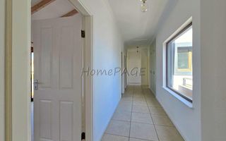 4 Bedroom House For Sale in Long Beach