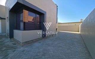 3 Bedroom House To Rent in Fairway Estate