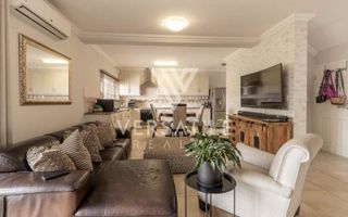 3 Bedroom House For Sale in Dolphin Beach