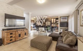 3 Bedroom House For Sale in Dolphin Beach