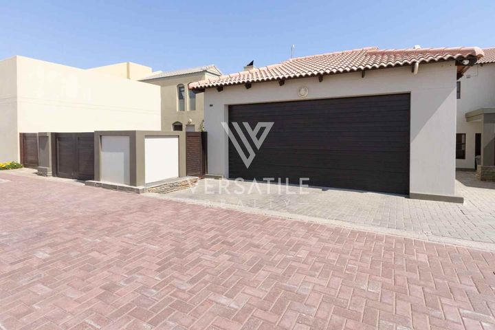 3 Bedroom House For Sale in Dolphin Beach