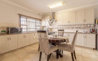 3 Bedroom House For Sale in Dolphin Beach