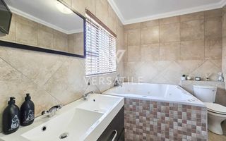 3 Bedroom House For Sale in Dolphin Beach