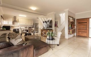 3 Bedroom House For Sale in Dolphin Beach