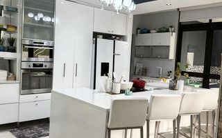 5 Bedroom House For Sale in Auasblick, Windhoek