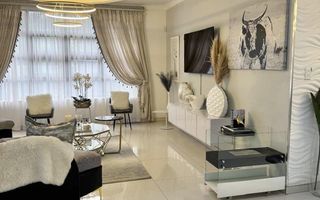 5 Bedroom House For Sale in Auasblick, Windhoek