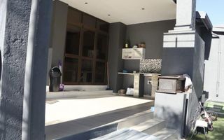 5 Bedroom House For Sale in Auasblick, Windhoek
