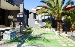 5 Bedroom House For Sale in Auasblick, Windhoek