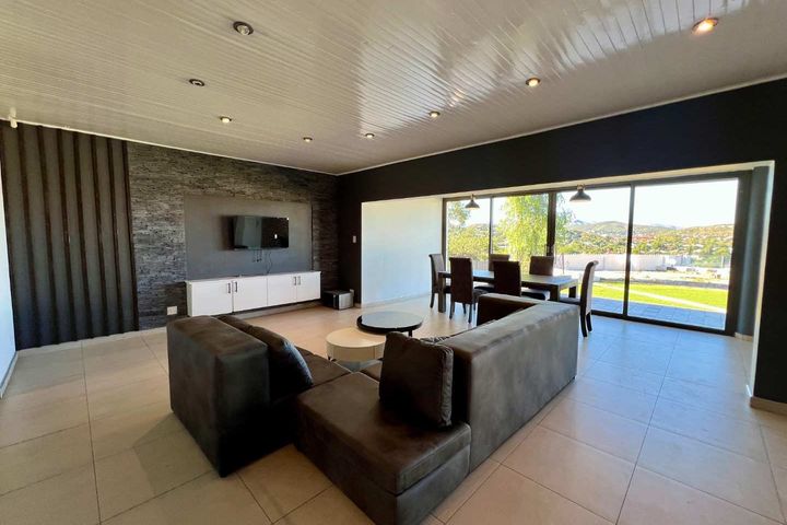 6 Bedroom House To Rent in Eros, Windhoek