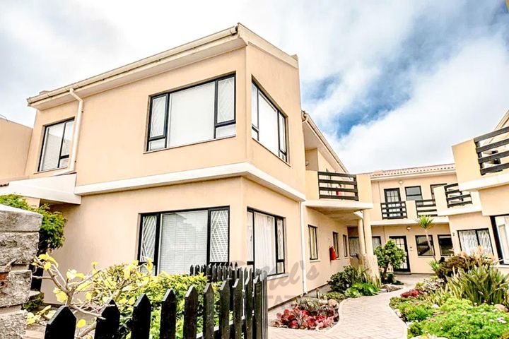 2 Bedroom Apartment To Rent in Swakopmund Central, Swakopmund