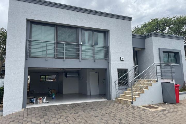 3 Bedroom House For Sale in Klein Windhoek, Windhoek