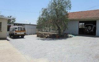 4 Bedroom House For Sale in Karibib