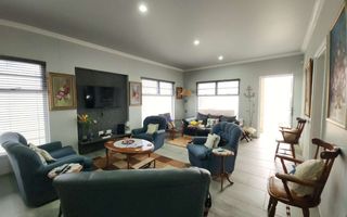 3 Bedroom House For Sale in Sunbay, Henties Bay
