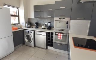 2 Bedroom Apartment To Rent in Lagoon