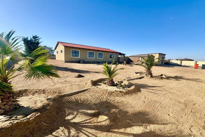 4 Bedroom Small Holding / Plot For Sale in Swakopmund River Plots, Swakopmund
