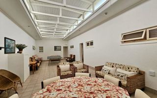 7 Bedroom House For Sale in Henties Bay Central, Henties Bay