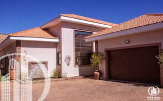 4 Bedroom House For Sale in Auasblick, Windhoek