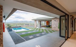 4 Bedroom House For Sale in Finkenstein, Windhoek