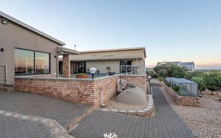 4 Bedroom House For Sale in Finkenstein, Windhoek