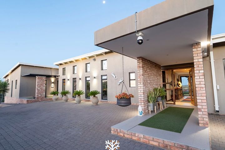 4 Bedroom House For Sale in Finkenstein, Windhoek