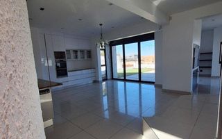 4 Bedroom House For Sale in Kramersdorf, Swakopmund