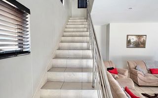 4 Bedroom House To Rent in Meersig