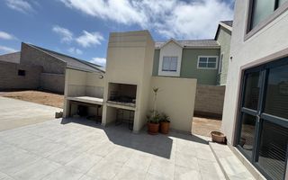 4 Bedroom House To Rent in Meersig