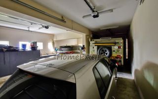 3 Bedroom House For Sale in Lagoon