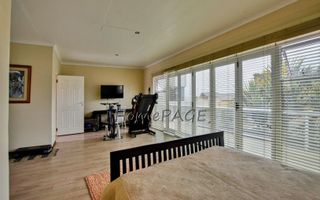 3 Bedroom House For Sale in Lagoon