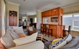 3 Bedroom House For Sale in Lagoon
