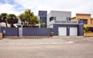 3 Bedroom House For Sale in Lagoon