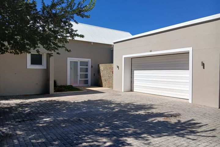 3 Bedroom House For Sale in Omeya, Windhoek