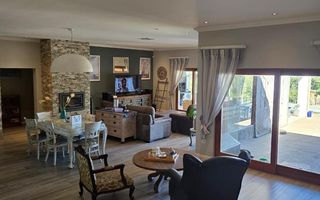 4 Bedroom House For Sale in Finkenstein, Windhoek