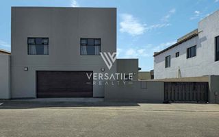 2 Bedroom House For Sale in Meersig
