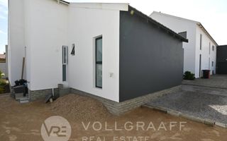 4 Bedroom House To Rent in Swakopmund Ext 15, Swakopmund
