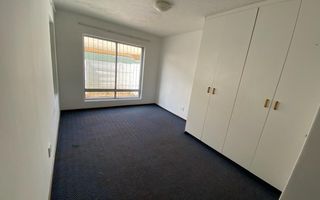 3 Bedroom Apartment For Sale in Pioneerspark, Windhoek