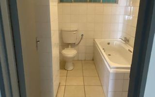 3 Bedroom Apartment For Sale in Pioneerspark, Windhoek