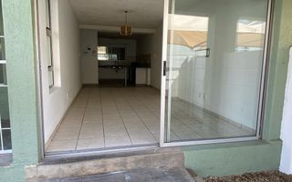 3 Bedroom Apartment For Sale in Pioneerspark, Windhoek