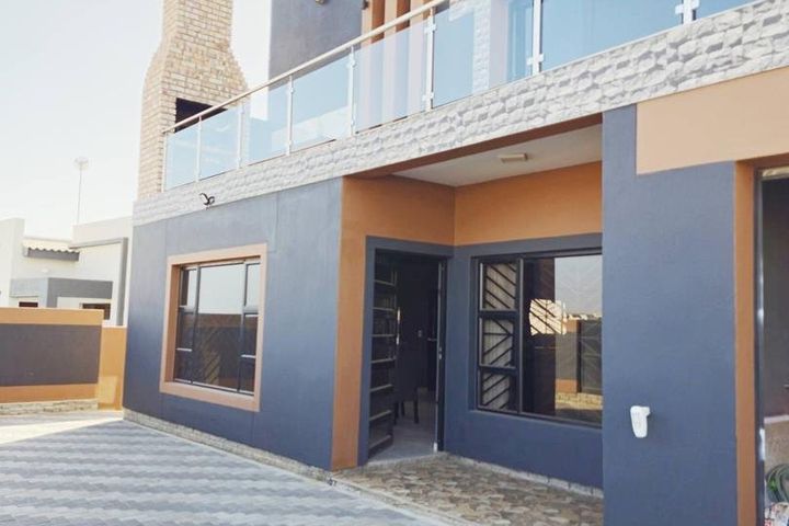 5 Bedroom House For Sale in Swakopmund Central, Swakopmund
