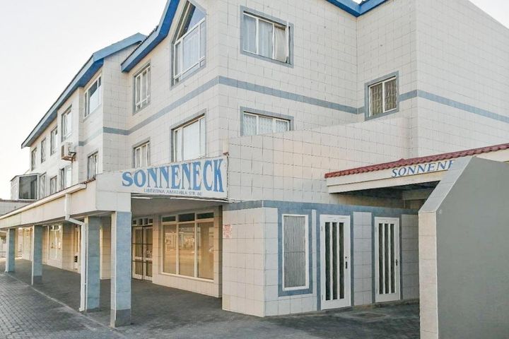 2 Bedroom Apartment For Sale in Swakopmund Central, Swakopmund