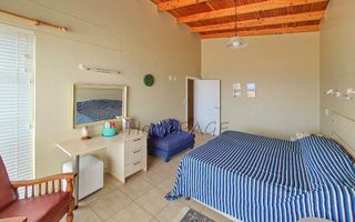 3 Bedroom House For Sale in Henties Bay Central, Henties Bay