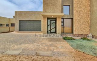 3 Bedroom House For Sale in Henties Bay Central, Henties Bay