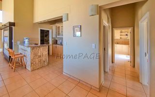 3 Bedroom House For Sale in Henties Bay Central, Henties Bay